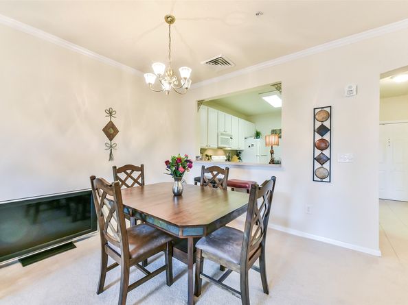 2815 Kings Crossing Drive 319, Houston TX 77345