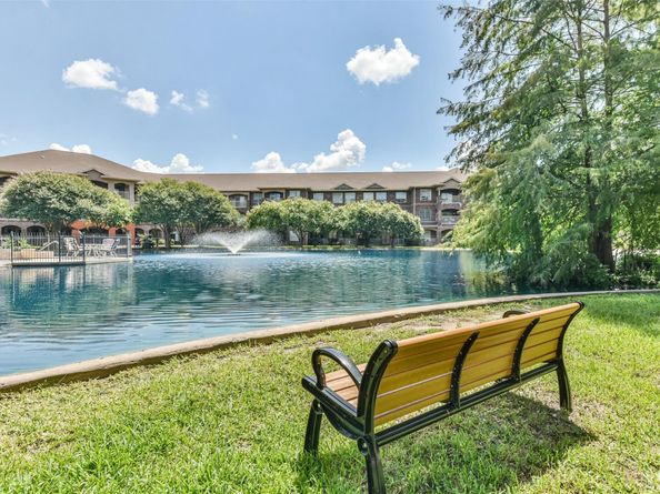 2815 Kings Crossing Drive 319, Houston TX 77345