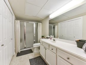 2815 Kings Crossing Drive 319, Houston TX 77345