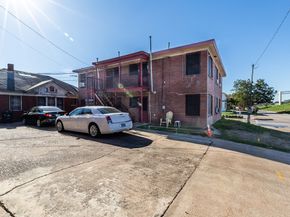 2201 Blodgett Street, Houston TX 77004