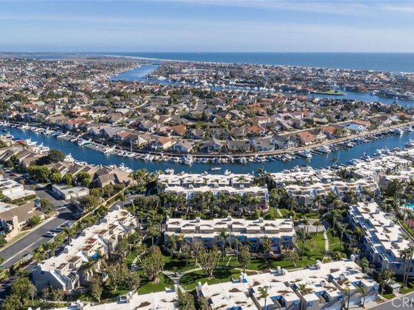 3244 Sparkler Drive, Huntington Beach CA 92649