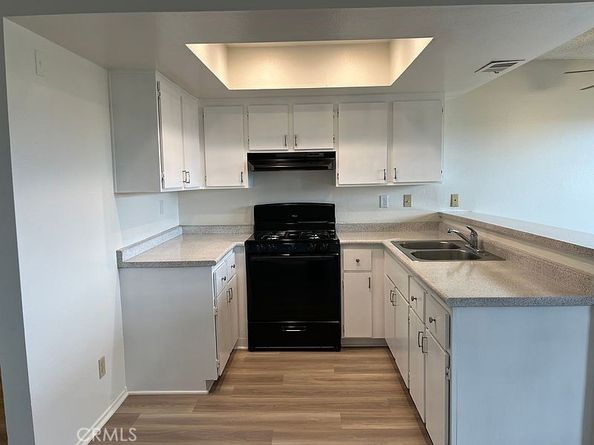721 W La Palma Avenue, Anaheim CA 92801