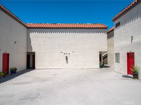 721 W La Palma Avenue, Anaheim CA 92801