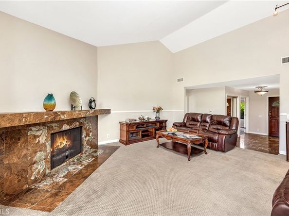 3 Palos 51, Irvine CA 92612