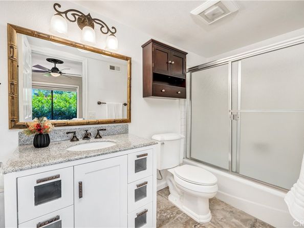 3 Palos 51, Irvine CA 92612