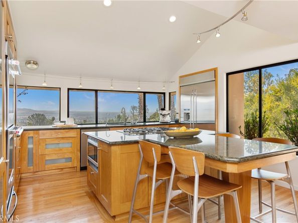 11292 Vista Del Lago, North Tustin CA 92705