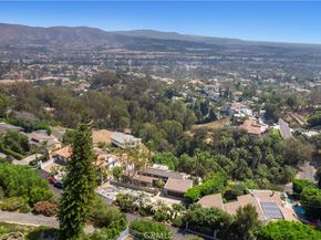 11292 Vista Del Lago, North Tustin CA 92705