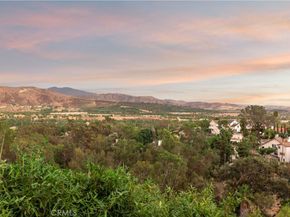 11292 Vista Del Lago, North Tustin CA 92705