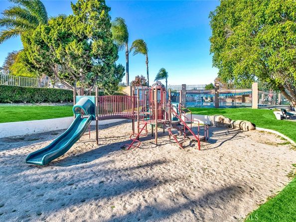 10981 Slater Avenue, Fountain Valley CA 92708