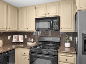 28013 Espinoza, Mission Viejo CA 92692