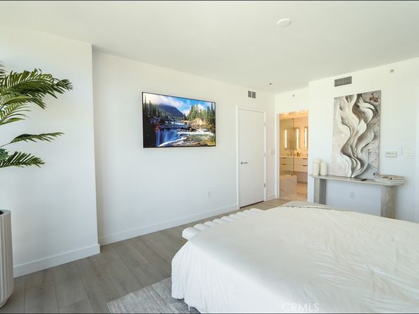 3141 Michelson 1302, Irvine CA 92612