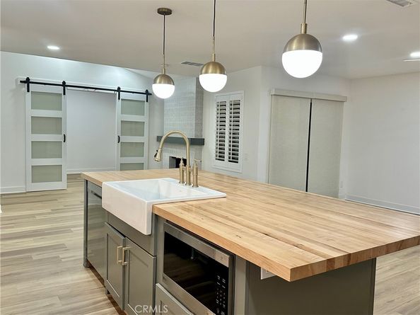 27865 Espinoza, Mission Viejo CA 92692