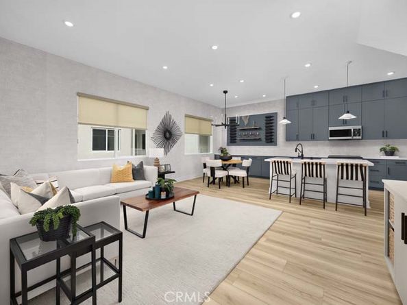 7228 Alchemy Circle, Huntington Beach CA 92647