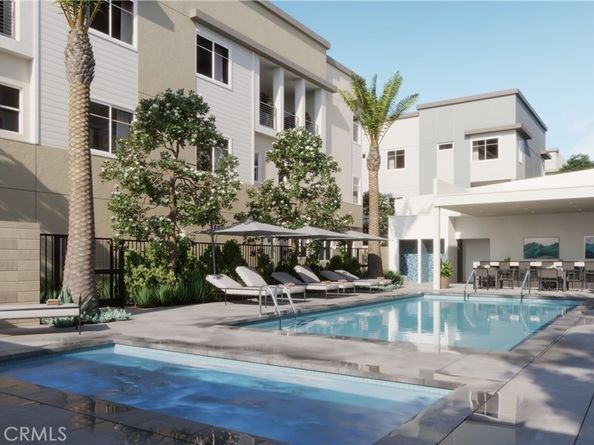 7228 Alchemy Circle, Huntington Beach CA 92647