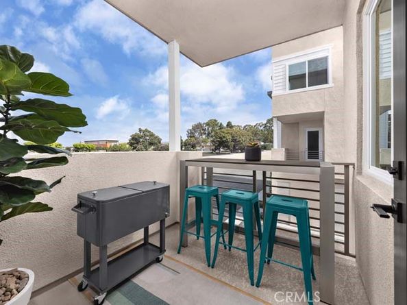 7228 Alchemy Circle, Huntington Beach CA 92647