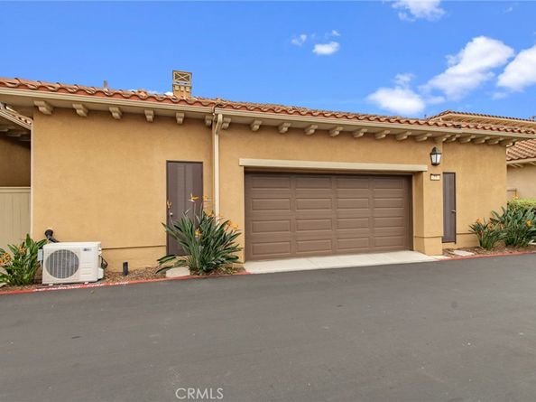 77 Hallmark, Irvine CA 92620