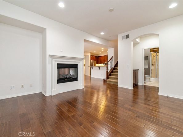 77 Hallmark, Irvine CA 92620