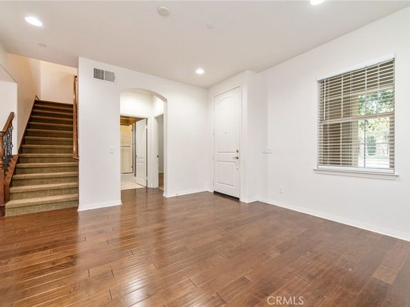 77 Hallmark, Irvine CA 92620