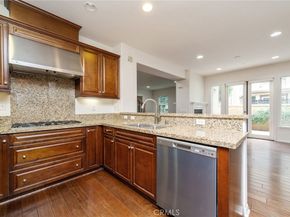 77 Hallmark, Irvine CA 92620