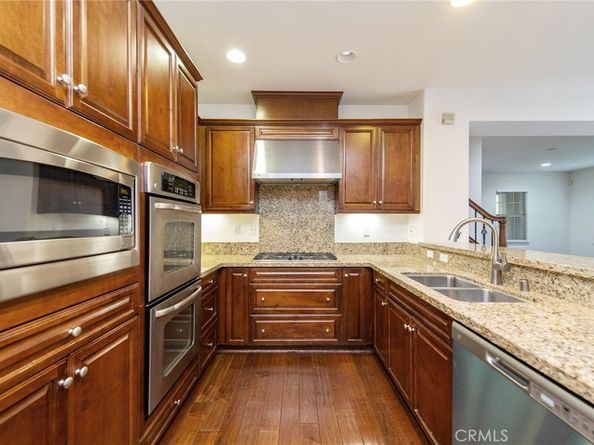 77 Hallmark, Irvine CA 92620