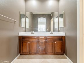 77 Hallmark, Irvine CA 92620