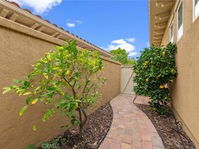 77 Hallmark, Irvine CA 92620