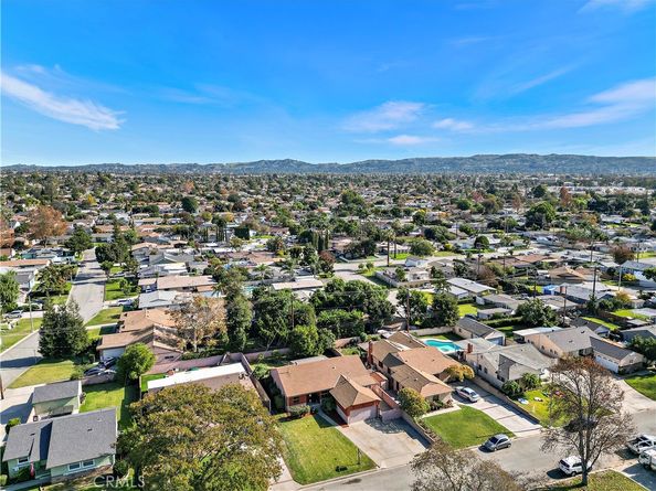 552 N Broadmoor Avenue, West Covina CA 91790