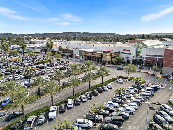 552 N Broadmoor Avenue, West Covina CA 91790