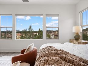 59 Longchamp, Irvine CA 92602