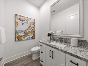 59 Longchamp, Irvine CA 92602