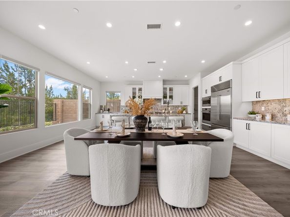 59 Longchamp, Irvine CA 92602