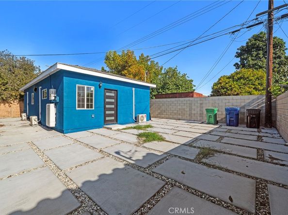 14712 Newland Street, Midway City CA 92655