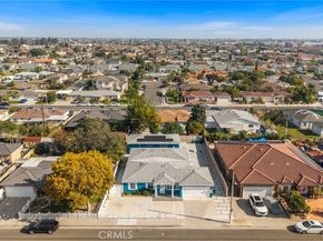 14712 Newland Street, Midway City CA 92655