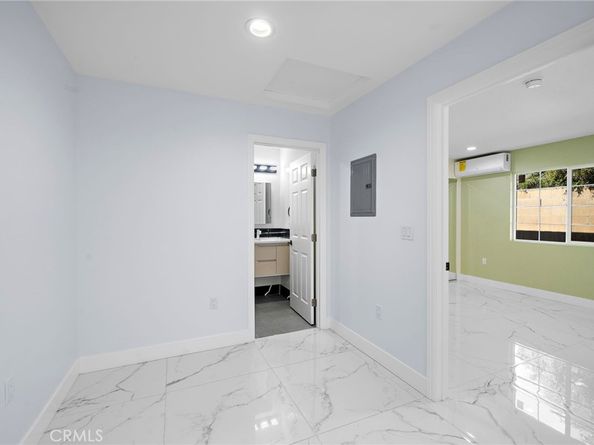 14712 Newland Street, Midway City CA 92655