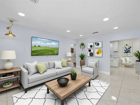 14712 Newland Street, Midway City CA 92655