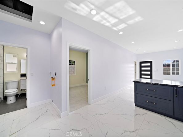 14712 Newland Street, Midway City CA 92655