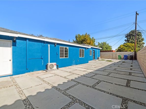 14712 Newland Street, Midway City CA 92655