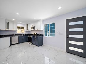 14712 Newland Street, Midway City CA 92655