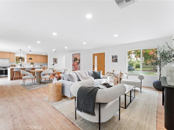 22851 Vose Street, West Hills CA 91307