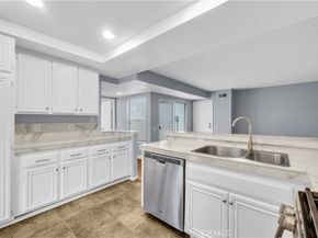 4 Wellesley, Irvine CA 92612