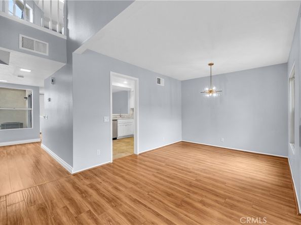 4 Wellesley, Irvine CA 92612