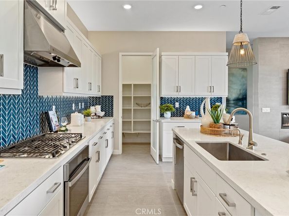 419 Transport, Tustin CA 92782