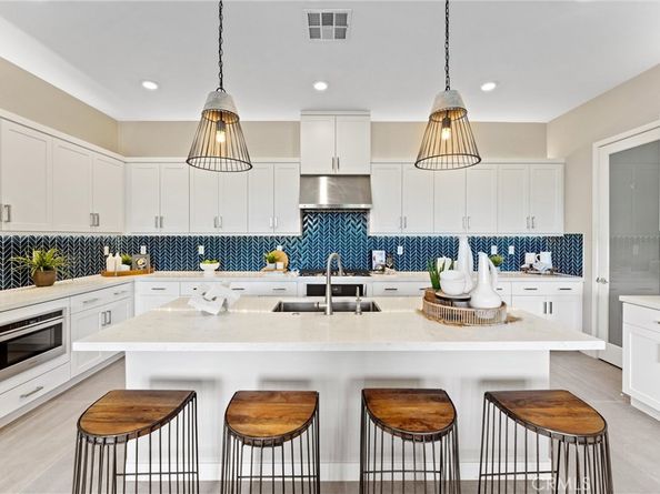 419 Transport, Tustin CA 92782