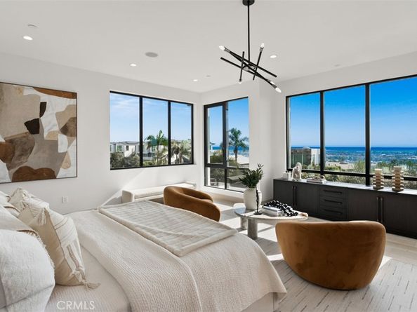 1210 Kings Rd, Newport Beach CA 92663