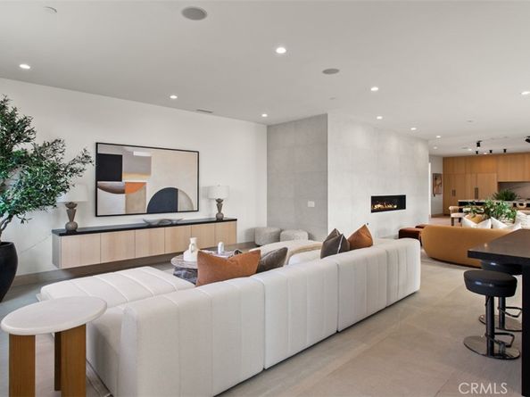 1210 Kings Rd, Newport Beach CA 92663