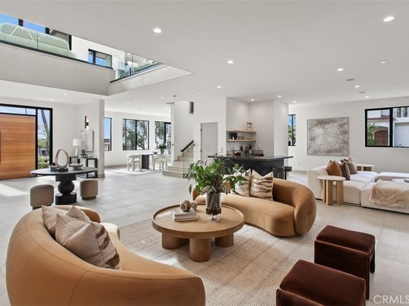 1210 Kings Rd, Newport Beach CA 92663