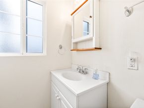 13471 Olive, Westminster CA 92683