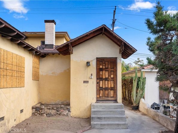 1984 Raymond, Signal Hill CA 90755