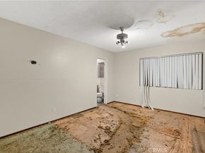 1984 Raymond, Signal Hill CA 90755