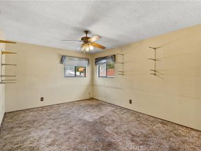 1984 Raymond, Signal Hill CA 90755